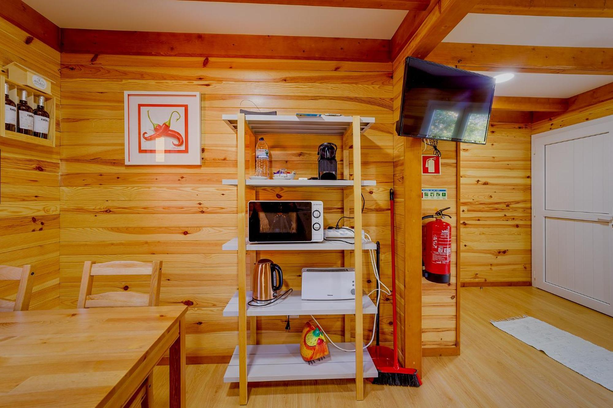 Raiva Arrabia Guest Houses Glamping מראה חיצוני תמונה
